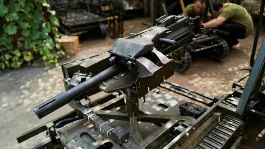 Akibat Kekurangan Personel Ukraina Berencana Membuat 30.000 Robot Darat untuk Melawan Tentara Rusia