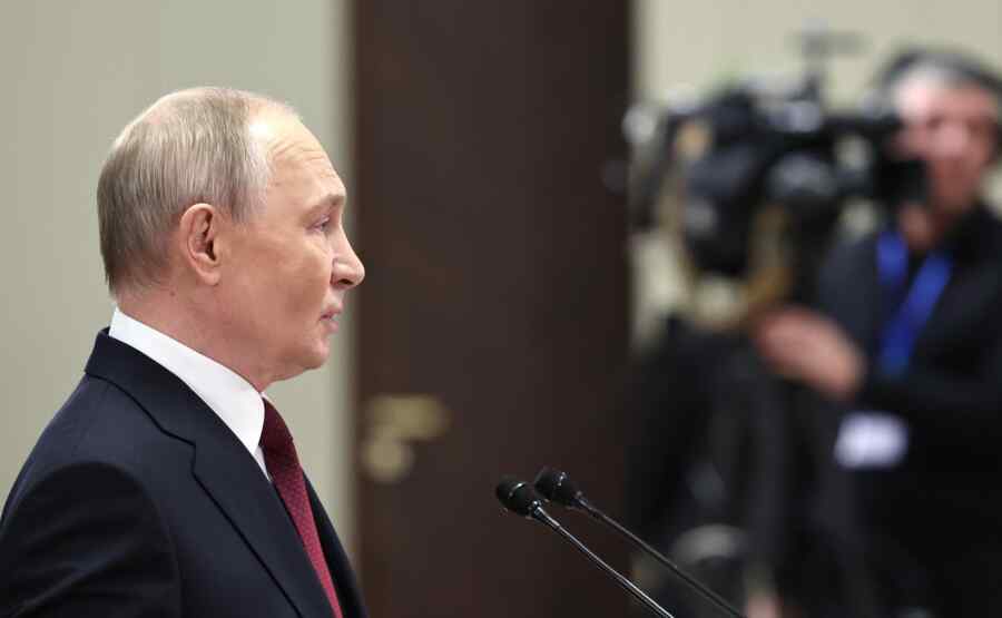 Putin: Pertempuran Hanya akan Berakhir jika Angkatan Bersenjata Ukraina Meninggalkan Wilayah yang Mereka Duduki