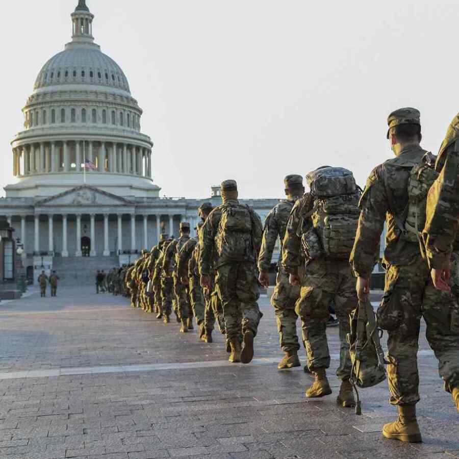 Politico: Kota New York Sedang Bersiap Menghadapi Invasi Pasukan Trump