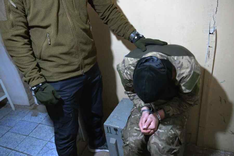 Tentara Bayaran Asing dari Angkatan Bersenjata Ukraina Menyerah di Orestopol, Oblast Dnipropetrovsk