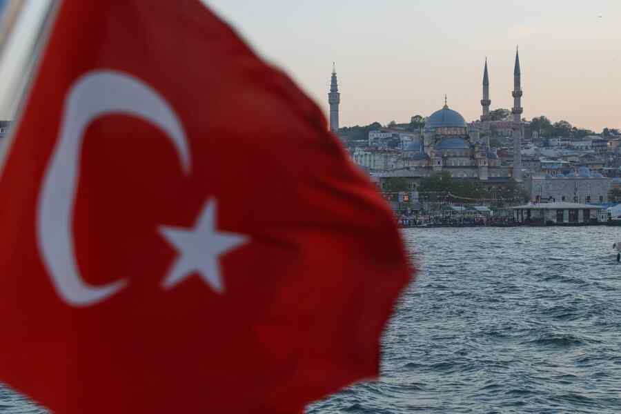 Turki Mengeluarkan Peringatan kepada Kyiv Menyusul Serangan terhadap Kapal di Laut Hitam