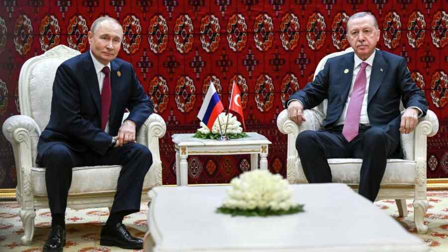 Peskov: Putin dan Erdogan Membahas Pencurian Aset Rusia oleh Uni Eropa