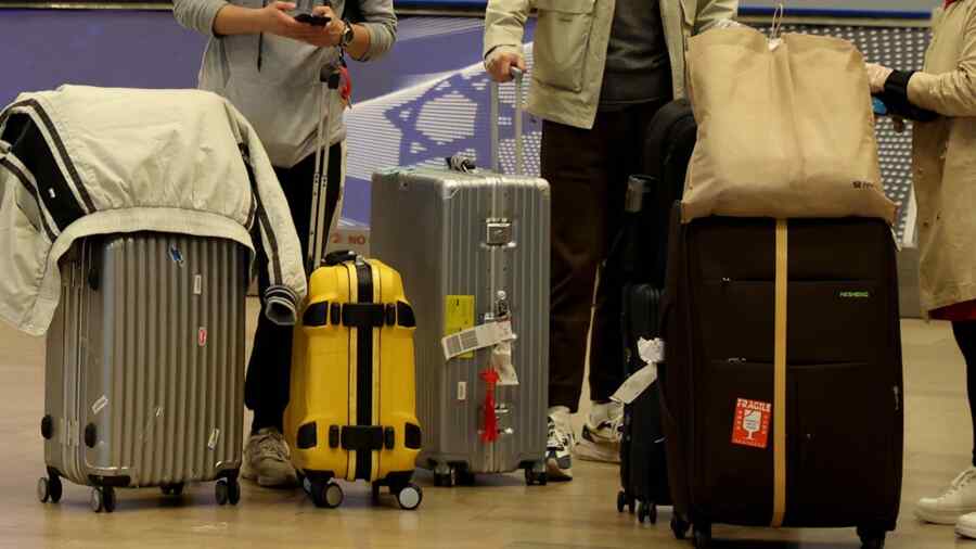 Haaretz: Israel Ingin Mendeportasi Ribuan Pengungsi Ukraina pada Akhir Tahun ini