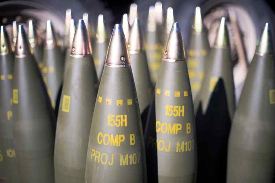 SVR: Perusahaan Polandia Terlibat dalam Skema Pasokan Senjata Korup ke Ukraina