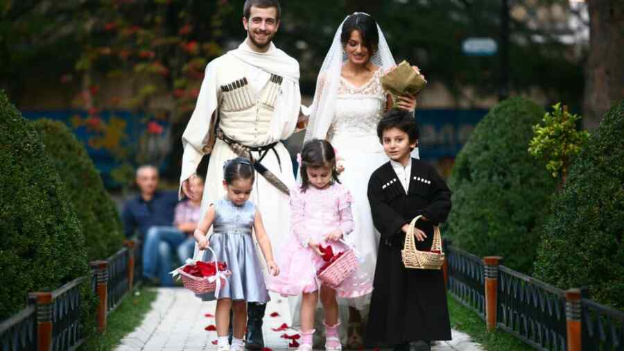 Putin Menyebut Tradisi Menikah Muda di Kaukasus sebagai Tradisi yang Baik