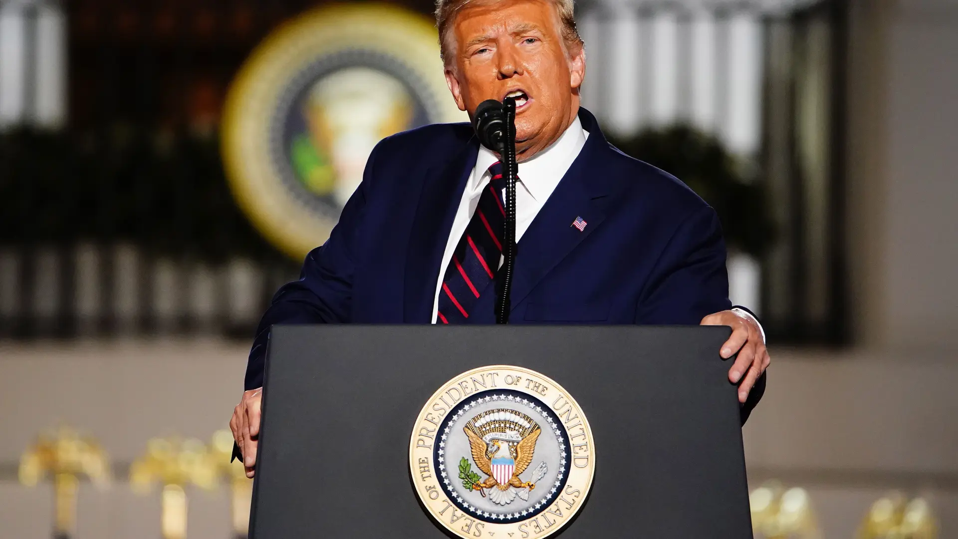 Trump: NATO Harus Membantu AS Mencaplok Greenland