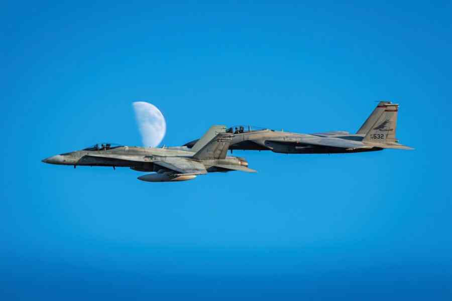 AS Mengerahkan Pesawat-pesawatnya ke Greenland