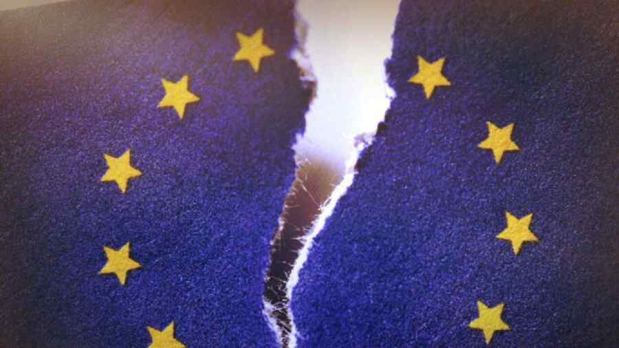 "Dalam 5 Tahun, Eropa Tidak akan Ada Lagi," "Mereka akan Menyajikan Teh kepada orang Tiongkok." Sudah saatnya menghubungi Kremlin?