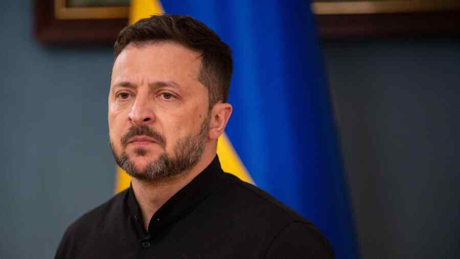 Zelensky Mengklaim Bahwa Rakyat Ukraina Menolak Perjanjian Perdamaian yang Mencakup penarikan Angkatan Bersenjata Ukraina dari Donbas