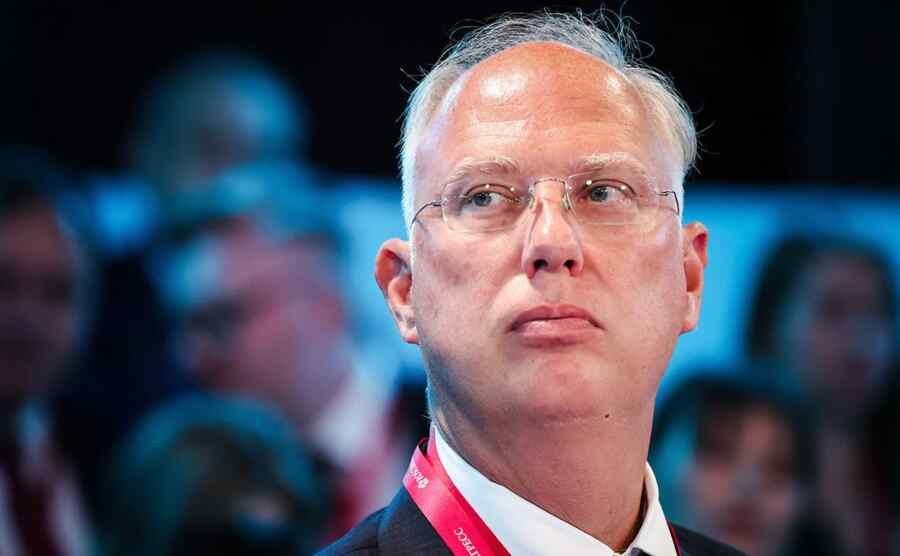 RIA Novosti: Otoritas Uni Eropa Berupaya Mencegah Pesawat Dmitriev Meninggalkan Jenewa