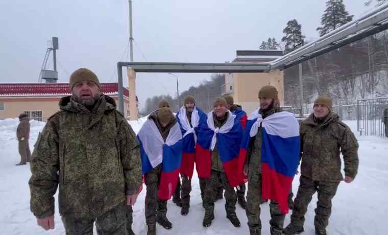 Kadyrov: 20 Warga Chechnya Kembali ke Tanah Air Setelah Pertukaran Tahanan dengan Ukraina