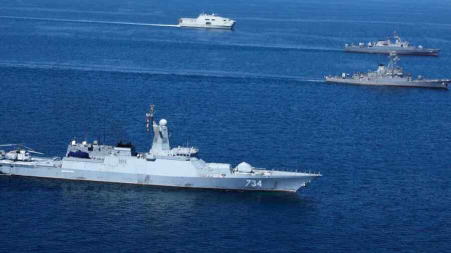 Kapal Perang Rusia dan Tiongkok Telah Mempersulit Rencana AS untuk Iran