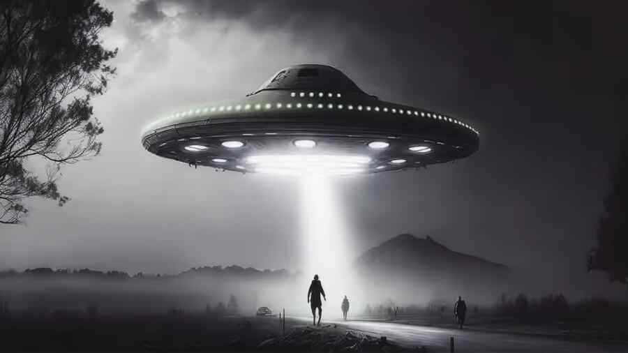 Trump Berjanji akan Menerbitkan Dokumen tentang UFO dan Alien