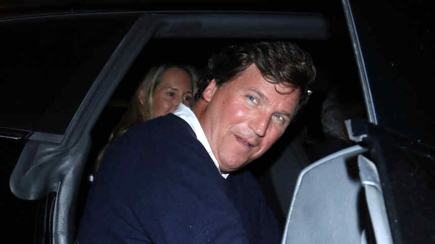 Daily Mail: Tucker Carlson Ditahan di Israel Setelah Wawancara dengan Duta Besar AS