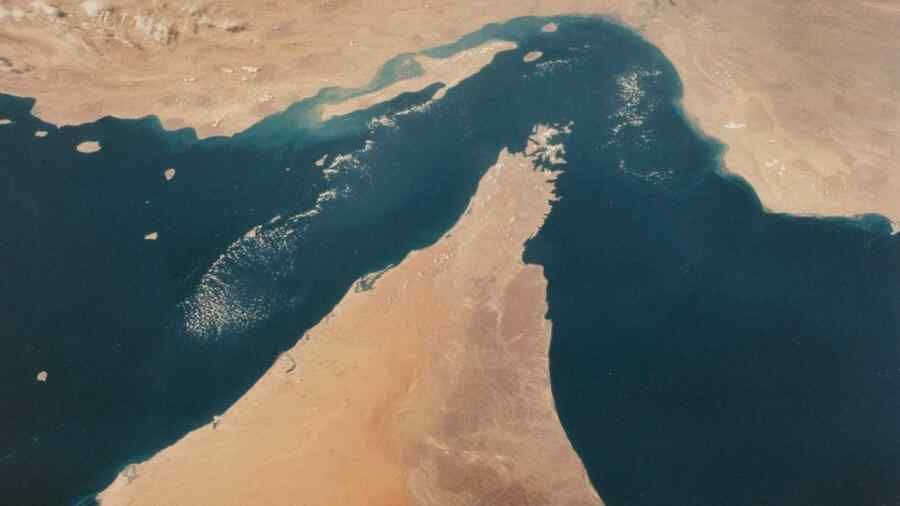 Mesir, Turki, dan Arab Saudi Ingin Bersama-sama Mengendalikan Selat Hormuz