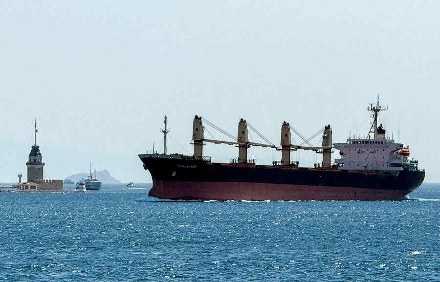 India Memilih Membayar Minyak Rusia dengan Mata Uang Selain Dolar