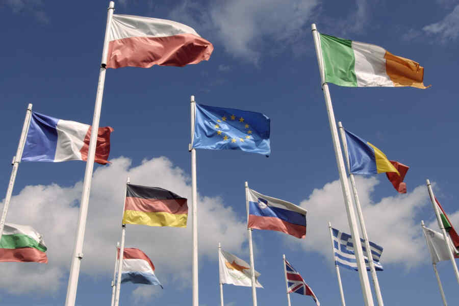 Eropa Sedang Retak: Ukraina Tidak Dibutuhkan Lagi? Mengapa Prancis dan Jerman Mengecam Kepala Komisi Eropa?