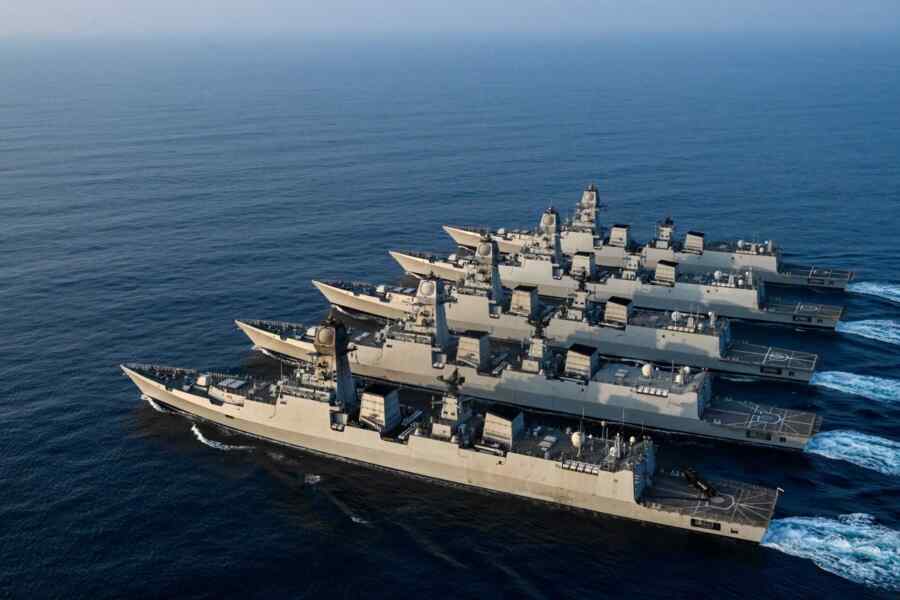 Bloomberg: India Telah Mengirimkan Kapal ke Timur Tengah untuk Mengawal Kapal Tanker