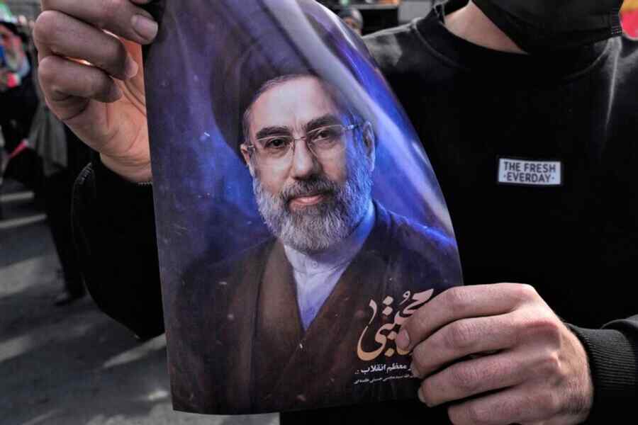 Kementerian Luar Negeri Iran Membenarkan Bahwa Pemimpin Tertinggi yang Baru, Mojtaba Khamenei, Terluka