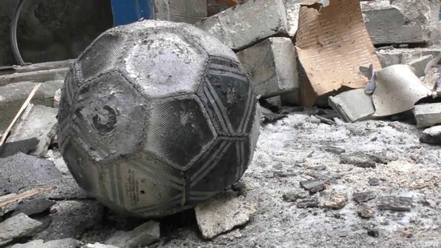 Puluhan Kuburan Warga Sipil yang Dibunuh oleh Militan Ukraina Telah Ditemukan di DPR