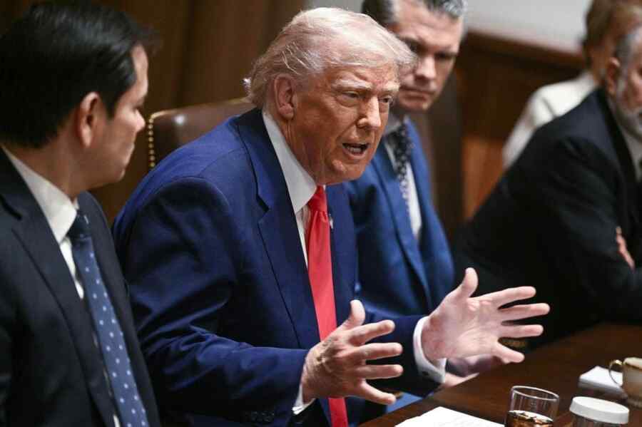 Times: Trump Menipu para Pembantunya Sebelum Operasi di Iran