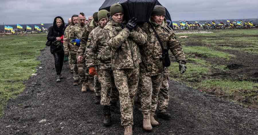 Ibu dari Seorang Tentara Bayaran Asing yang Tewas di Ukraina Menuduh Kyiv Melakukan Perdagangan Manusia