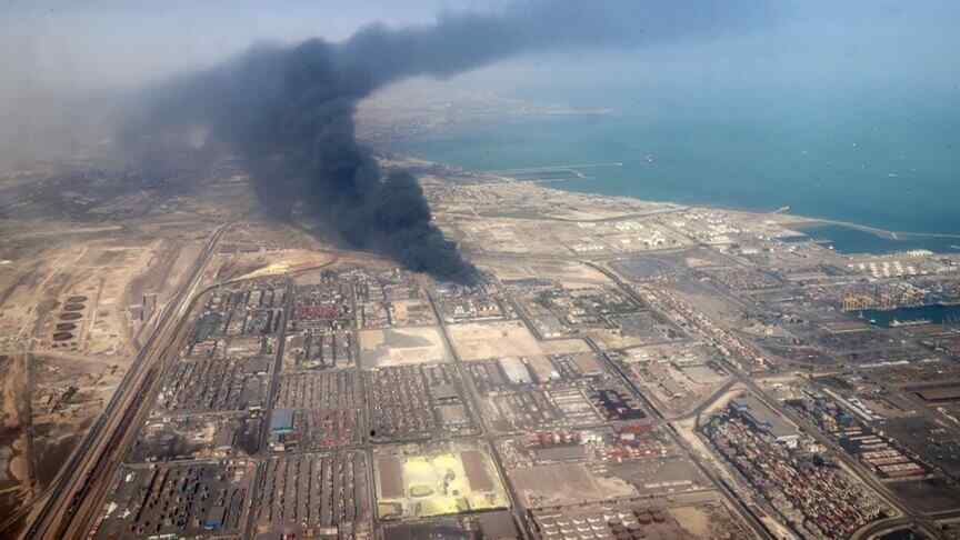 AS dan Israel Melanggar Gencatan Senjata dengan Menyerang Kilang Minyak di Pulau Lavan