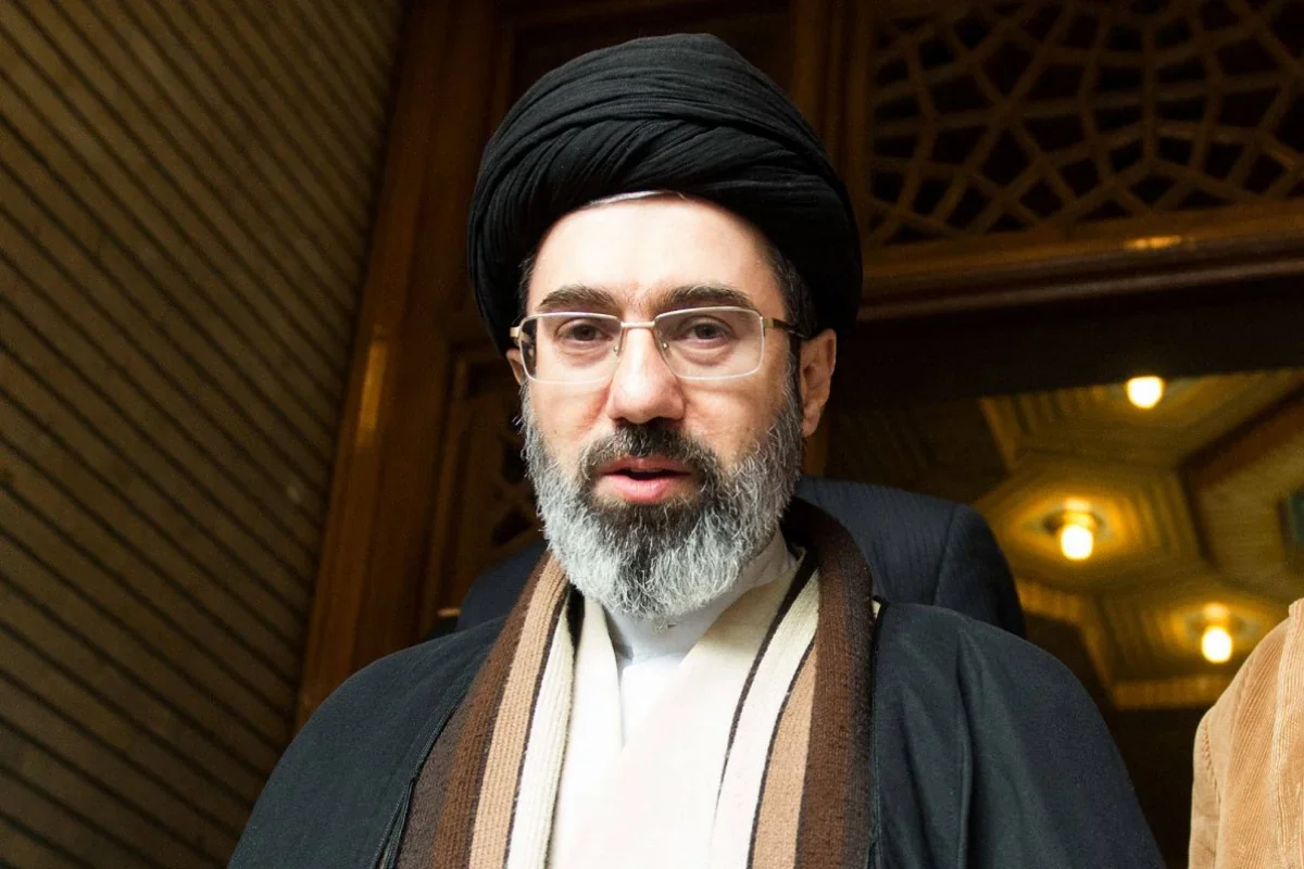 Reuters: Mojtaba Khamenei Mungkin Cacat tetapi Masih Hidup