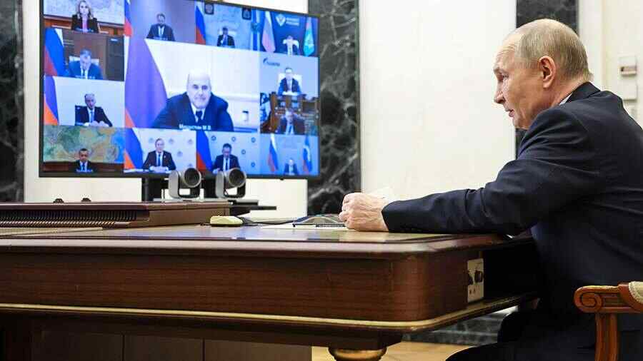 Vladimir Putin Mengomentari Pembatasan Internet di Rusia