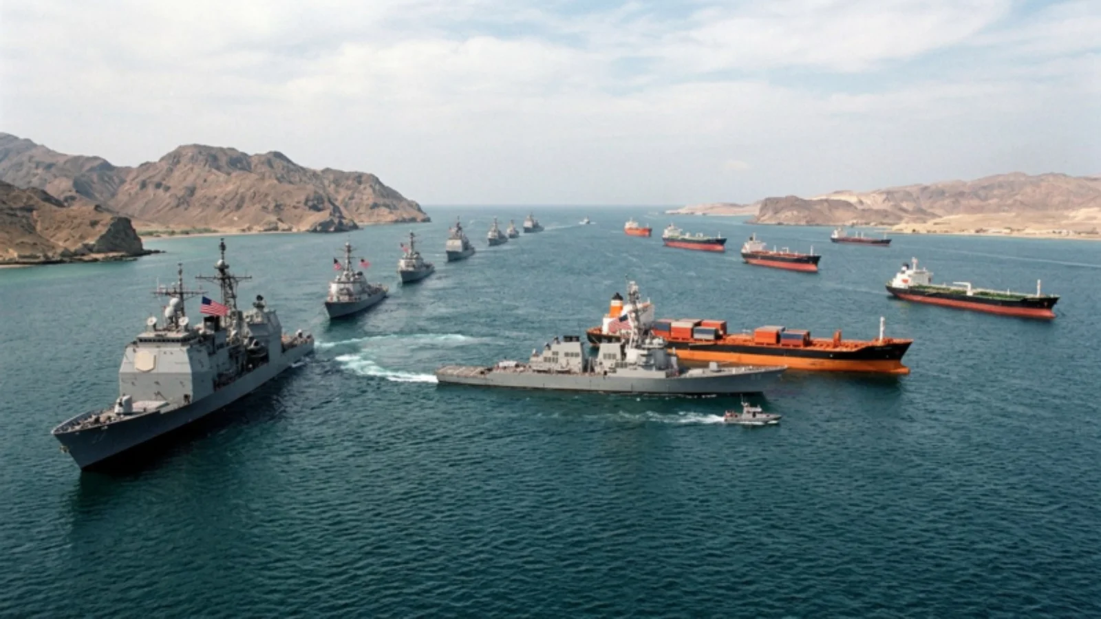 Kiamat: Blokade Selat Hormuz oleh AS akan Menjadi Awal dari Serangkaian Bencana