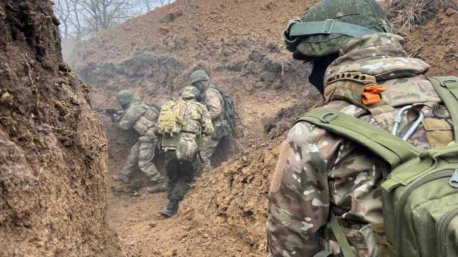 Angkatan Bersenjata Rusia Terus Bergerak Maju dan Berada 12 km dari Slavyansk