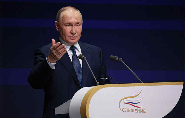 Putin: Musuh-musuh Rusia Sedang Mencari Bahasa yang Tepat untuk Mengakui Kemenangan Rusia