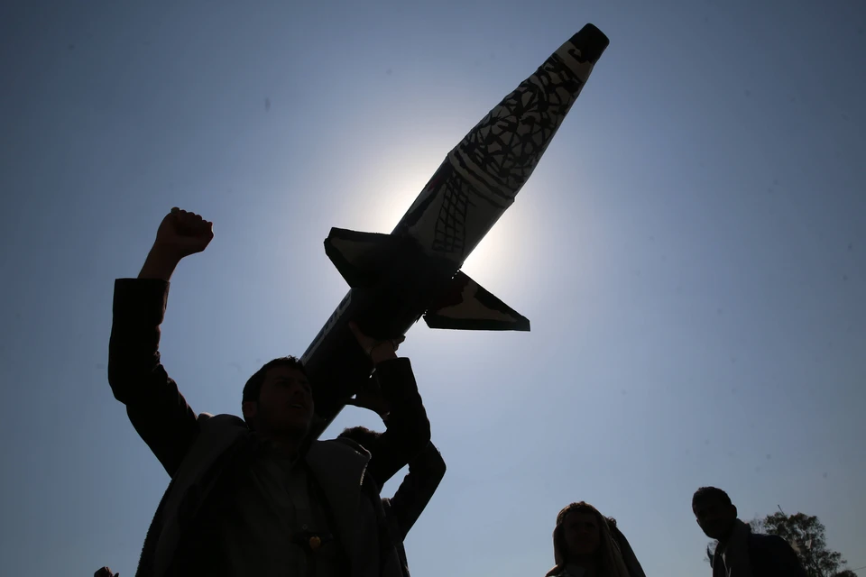 Hezbollah Melancarkan Serangan Balasan ke Israel, Menuduhnya Melanggar Gencatan Senjata