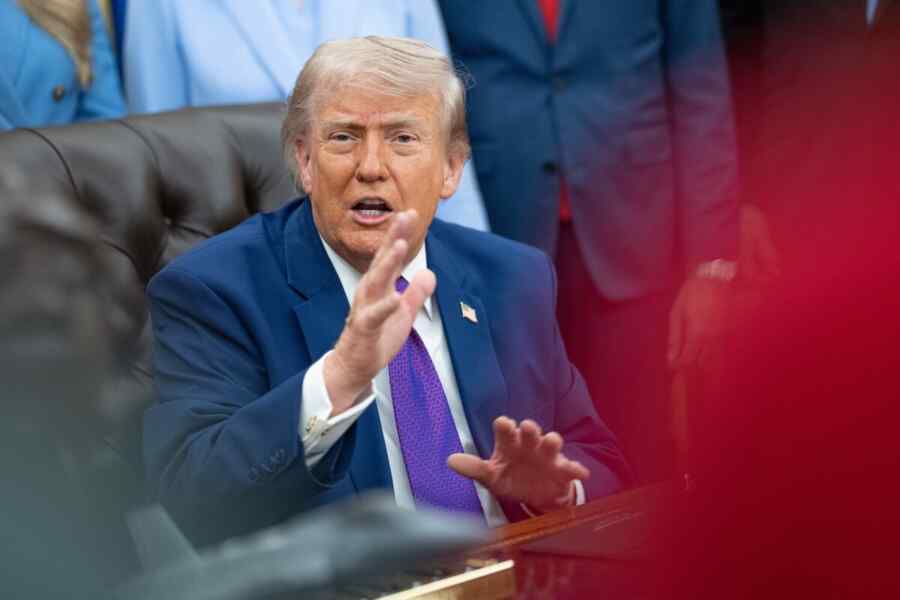 Trump Mengatakan Dia Mungkin akan Mengunjungi Rusia Tahun Ini