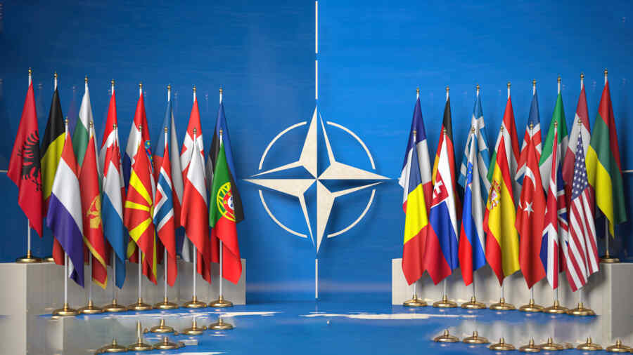 The Economist: NATO Sedang Mengembangkan "Rencana B" jika AS Meninggalkan Aliansi Tersebut