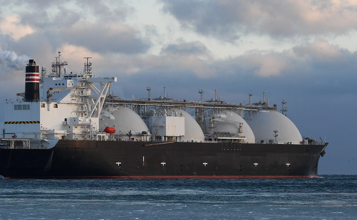 Reuters: India Menolak Membeli Gas Alam Cair Rusia karena Sanksi AS