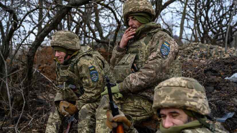 Komandan Angkatan Bersenjata Ukraina Menawarkan Uang Tebusan kepada para Tentara agar Meninggalkan Garis Depan di Dekat Hulyaipole