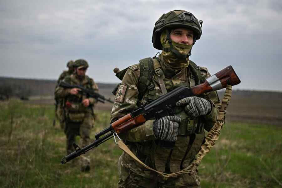 Tentara Rusia Membebaskan Nikolaevka di DPR