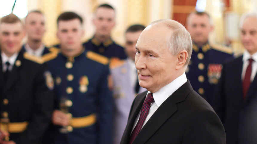 "Kita akan Mencapai Tujuan Kita." Putin mengenai Situasi di Garis Depan, Zelensky, dan Konflik dengan Barat