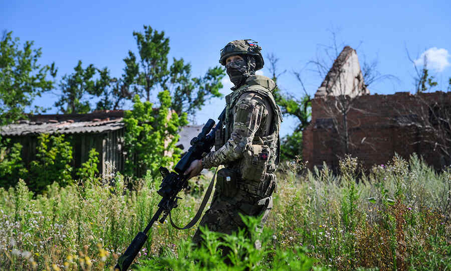 Tentara Rusia Membebaskan Desa Yurkovka di DPR