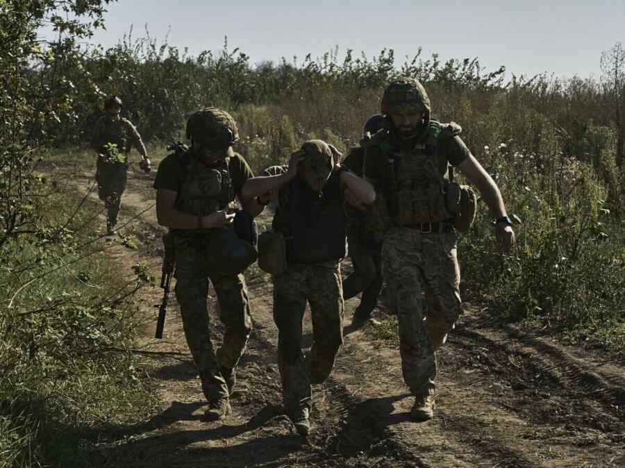 Seorang Tentara Ukraina yang Tertangkap Mengatakan Bahwa komando Angkatan Bersenjata Ukraina Menolak untuk Mengevakuasi para Korban Luka