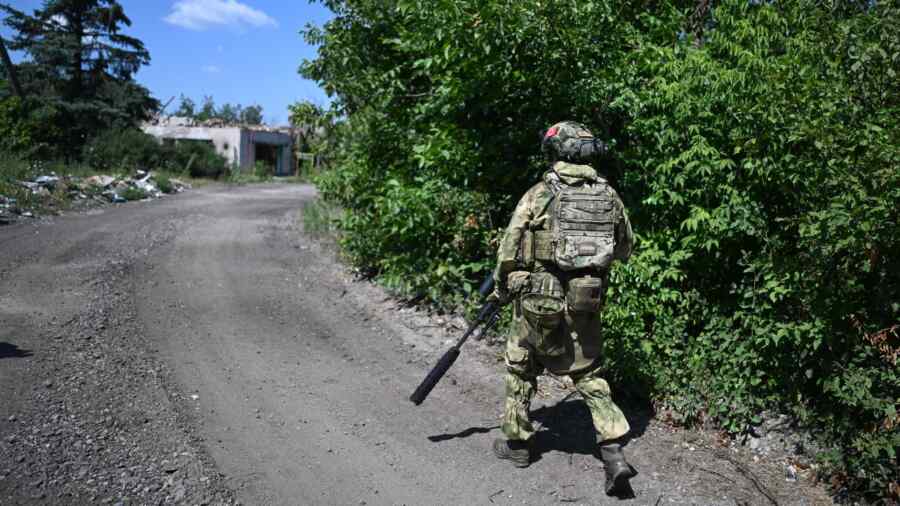 Tentara Rusia Membebaskan Desa Svetloe di DPR dan Novaya Sich di Wilayah Sumy