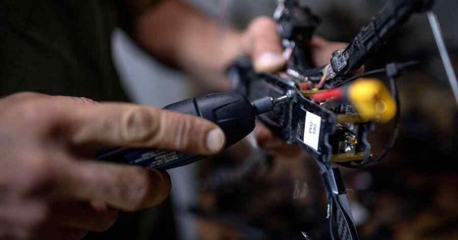 Biaya Perang bagi Para Russophobia: Berapa yang Mereka Habiskan untuk Menerbangkan Drone-drone Itu?