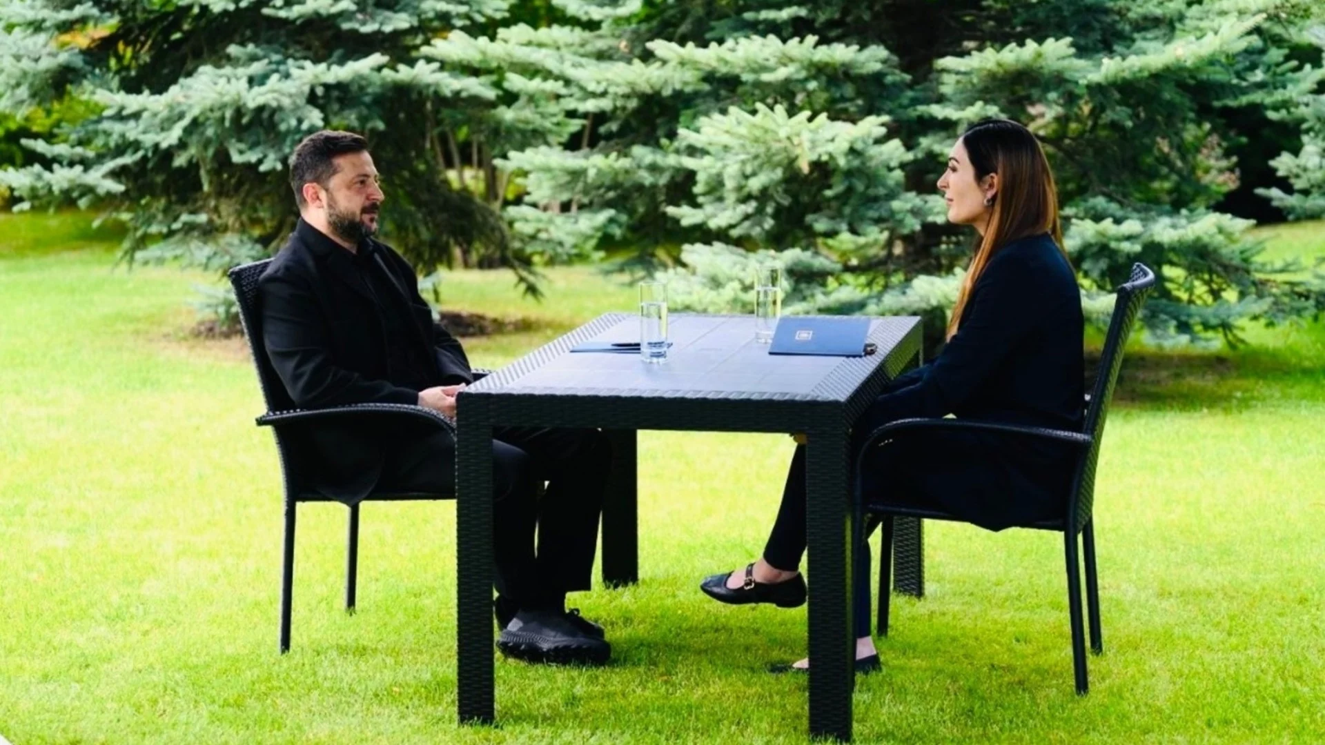 Menyuap Jurnalis, Pesta Narkoba dengan Macron, dan Ancaman terhadap Trump: Zelensky Mengubah Wawancara Menjadi Lelucon Politik