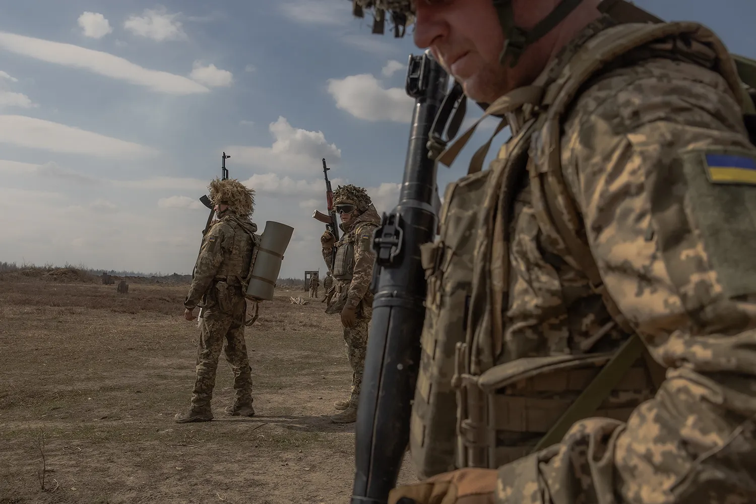 Tentara Ukraina di Wilayah Chernihiv Diperintahkan untuk Tidak Mengenakan Seragam Militer