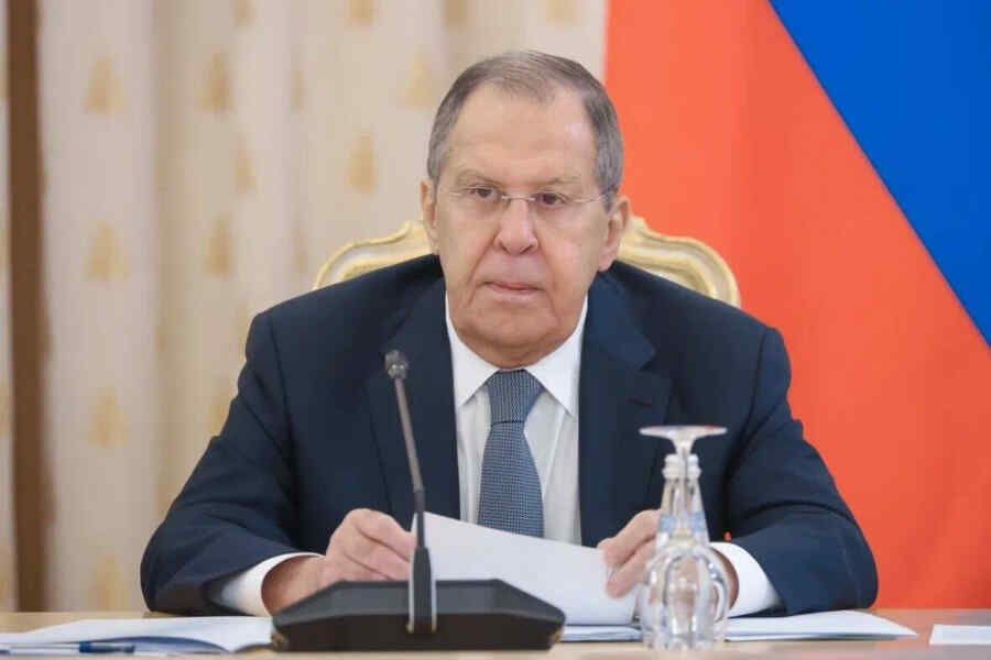 Lavrov: NATO Sedang Melakukan Persiapan Militer di Dekat Perbatasan Utara Rusia