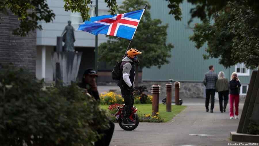 Penduduk Islandia Tidak Setuju Negaranya Mempererat Hubungan dengan Uni Eropa
