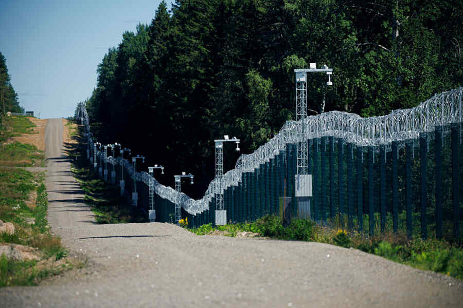 Pihak Berwenang Finlandia Telah Merekrut Para Petani untuk Memantau Perbatasan dengan Rusia