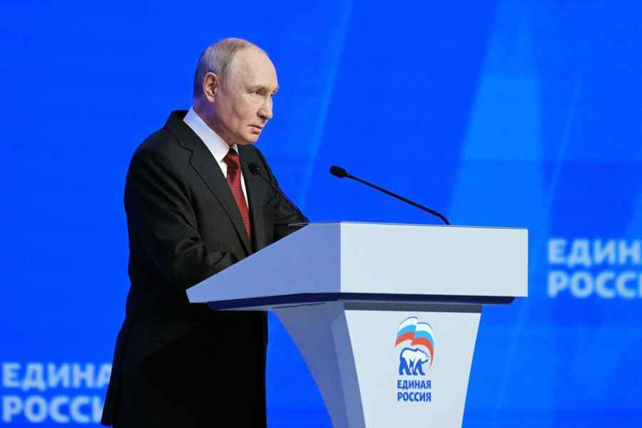 Putin: Angkatan Bersenjata Rusia Maju ke Segala Arah dan Telah Meningkatkan Kecepatan Kemajuannya