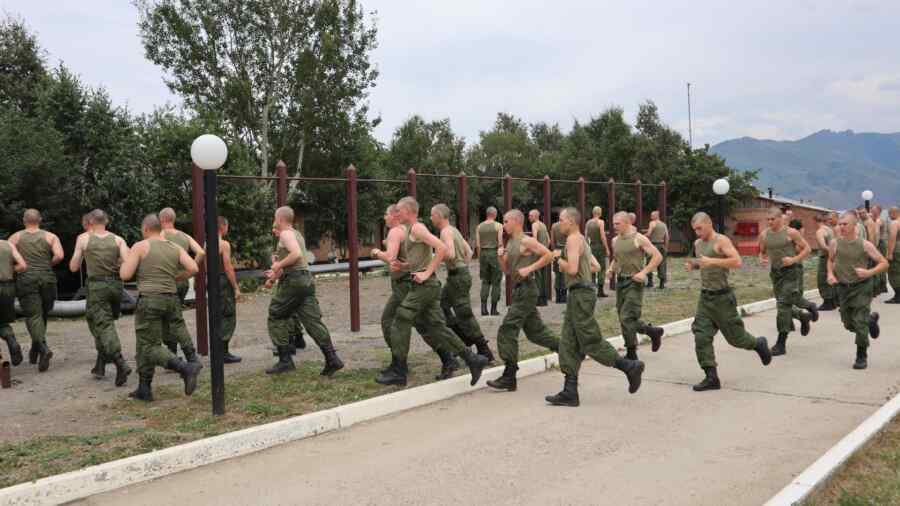 Putin Meningkatkan Jumlah Personel Militer Rusia Menjadi 2,44 Juta